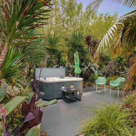 Swiss-Kiwi Cottage And Retreat, B&B Tauranga Luaran gambar