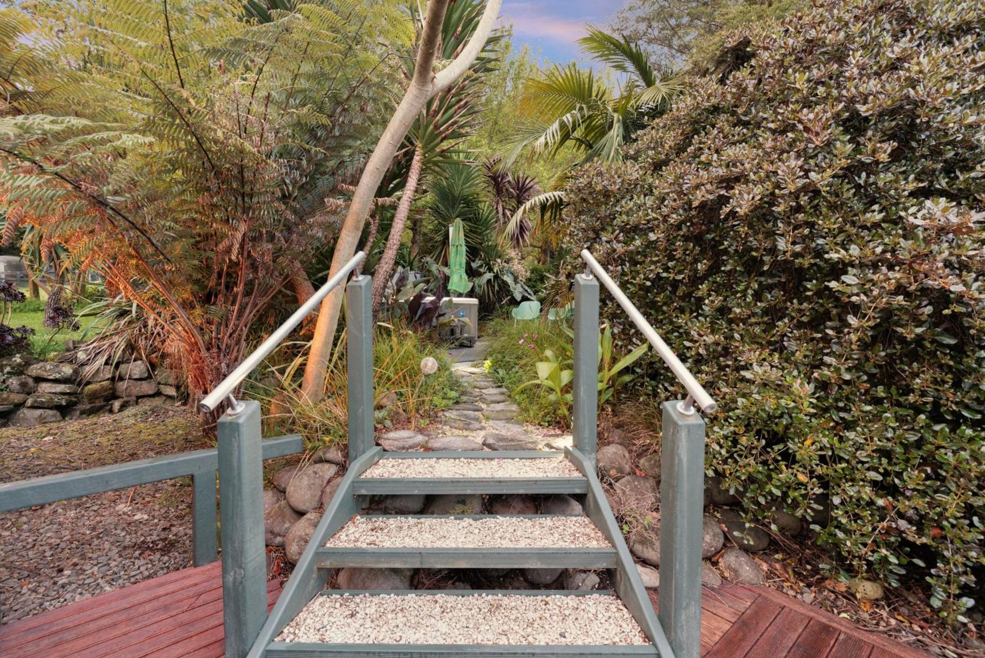 Swiss-Kiwi Cottage And Retreat, B&B Tauranga Luaran gambar